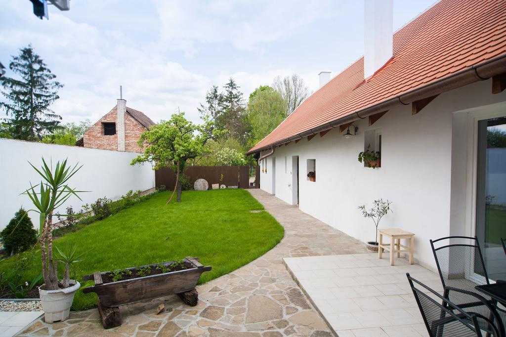 Slovacka Chalupa Strážnice Extérieur photo